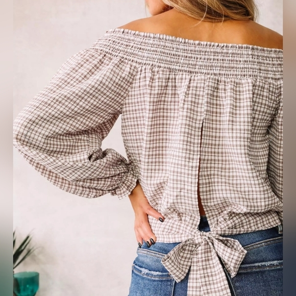 Willow & Root Off The Shoulder Gingham Top With Back Tie - Picture 4 of 11